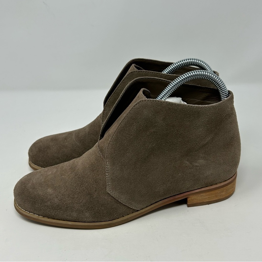 Blondo Verona Tan Suede Waterproof Leather Slip On Ankle Boots Size 7 - Picture 5 of 13